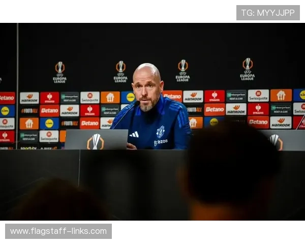 曼联高位压迫强度加大,防线漏洞频现对赛季走势形成制约 曼联高位压迫强度加大,防线漏洞频现对赛季走势形成制约