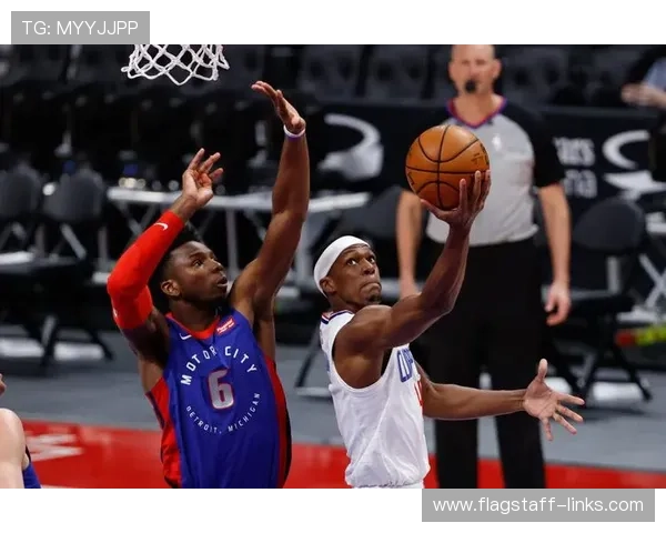 拉贾·朗多无球跑动提升关键传球效率显著超过季后赛对手